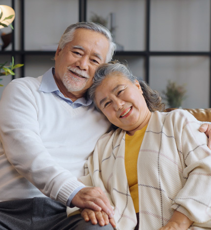 Knolls Contact Mobile